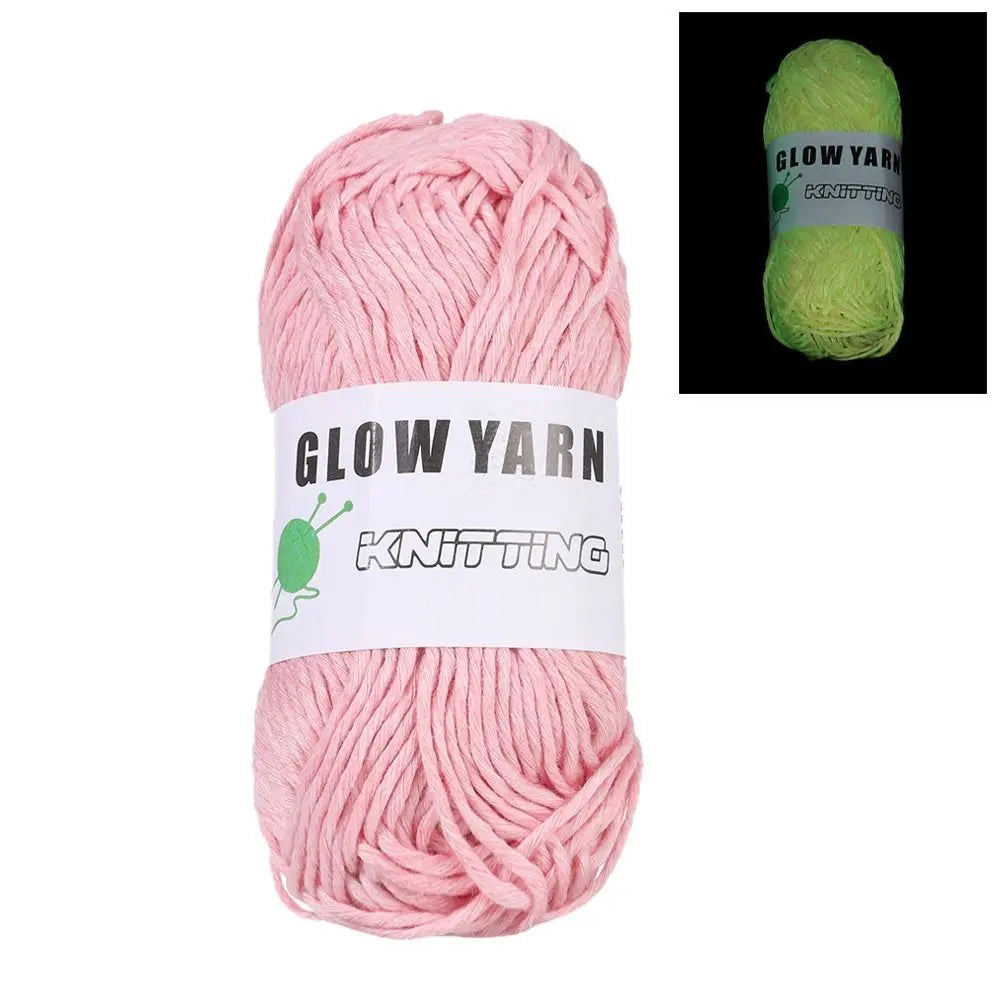 Novel Functional Yarn Glow in the Dark Polyester Luminous Chunky Yarn