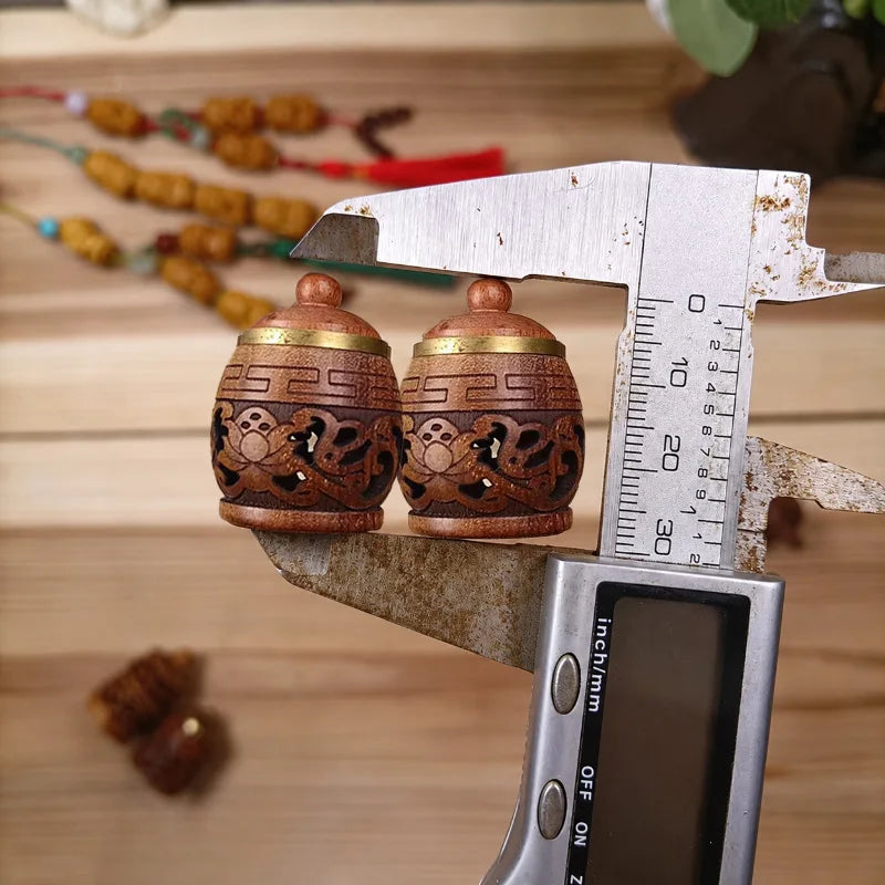 Wood Hollow Carved Aromatherapy Bottle Mini Vase Pagoda Car Hanging Decoration Fragrance Diffuser Bottle Sealed Jar Pendant -
