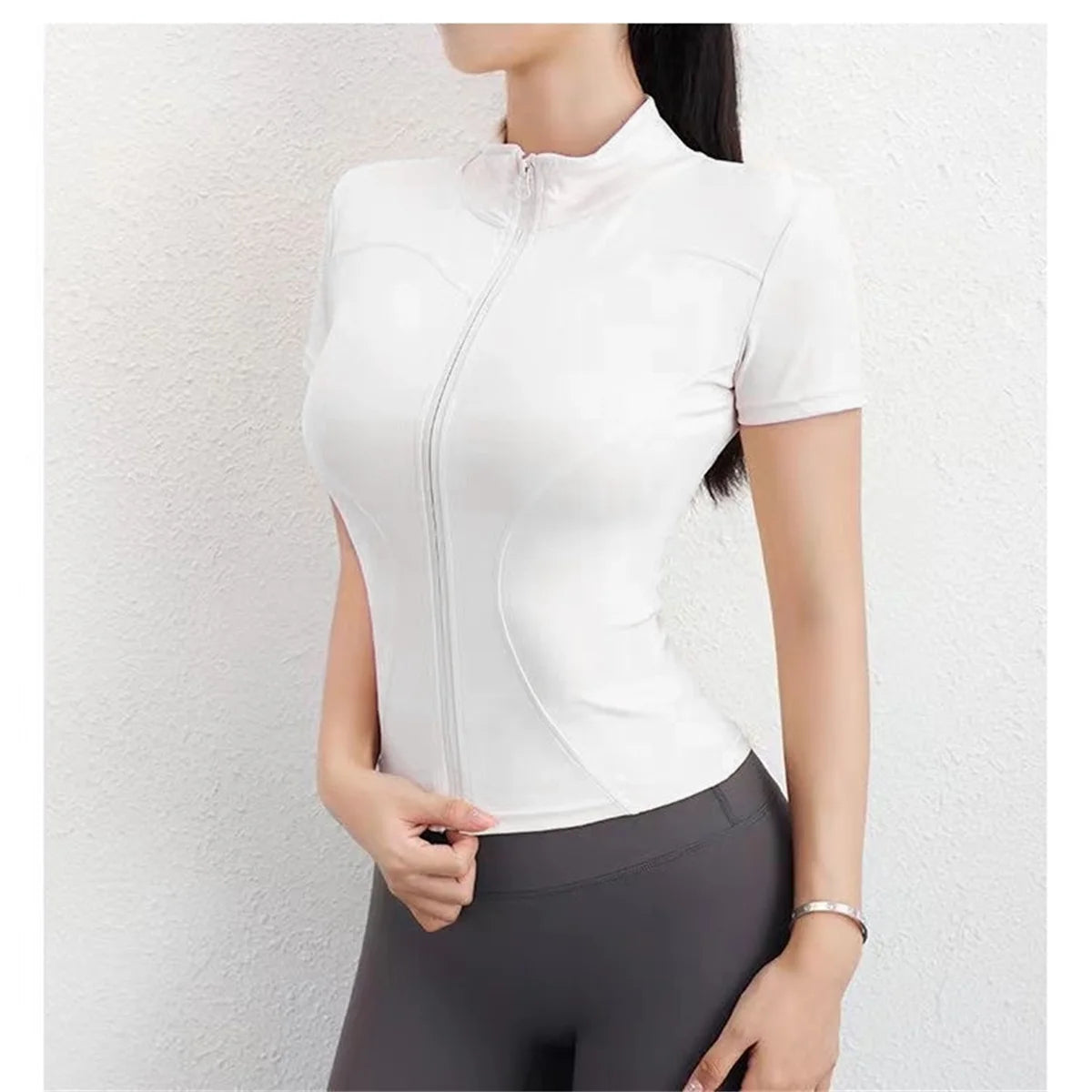 Casual Slim Sports Coat For Women Short Sleeve Solid Zipper Tops Female Cycling Running Yoga Outfit Clothes Summer Sport Jack