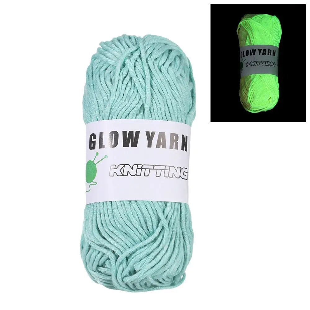 Novel Functional Yarn Glow in the Dark Polyester Luminous Chunky Yarn