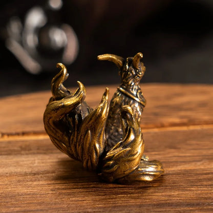 1pc Solid Brass Seven-Tailed Fox Figurine Vintage Anime-Themed Collectible Keychain Ornament