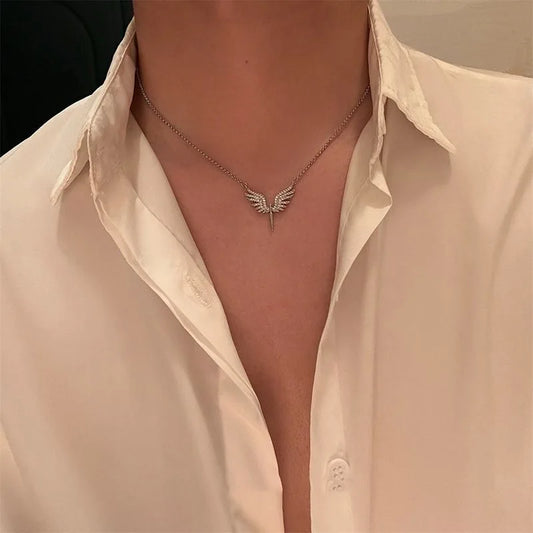 Angel Wings Pendant Necklace for Men Unisex Hip Hop Gothic Punk Clavicle Chain Trendy Classic Gold Silver Neck Jewelry Gift