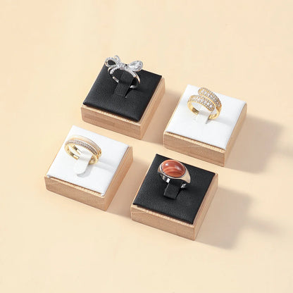 Ring Display Stands for Selling Square Bamboo Single Wood Ring Holder Organizer with Velvet Mat for Rings Trade