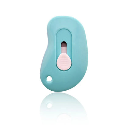 Craft Knife Refillable Paper Cutter Utility Knife Cute (Kawaii) Box Cutter For Wrapping Office Student - blue