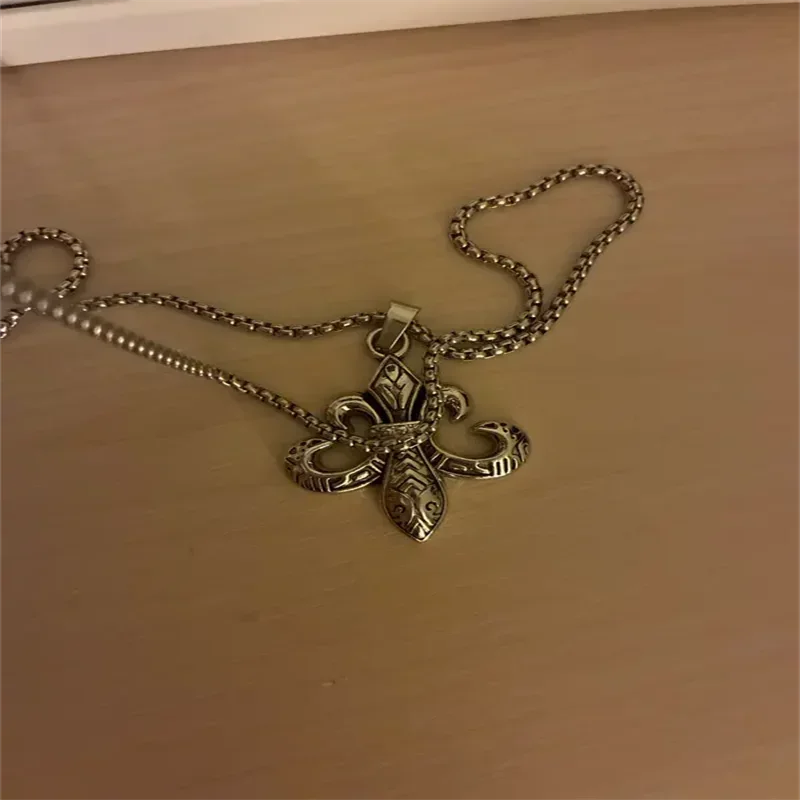 Vintage Cross Pendant Necklace Unisex Versatile Simple Long Sweater Chain Hip Hop Accessory