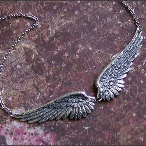Vintage Angel Wings Feather Choker Big Pendant Aesthetic Link Chains Statement Necklace for Women Collar Wedding Tribal Gift 