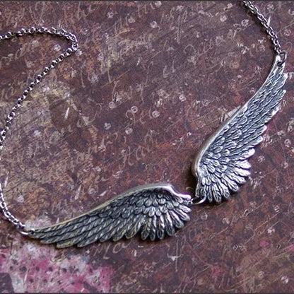 Vintage Angel Wings Feather Choker Big Pendant Aesthetic Link Chains Statement Necklace for Women Collar Wedding Tribal Gift 
