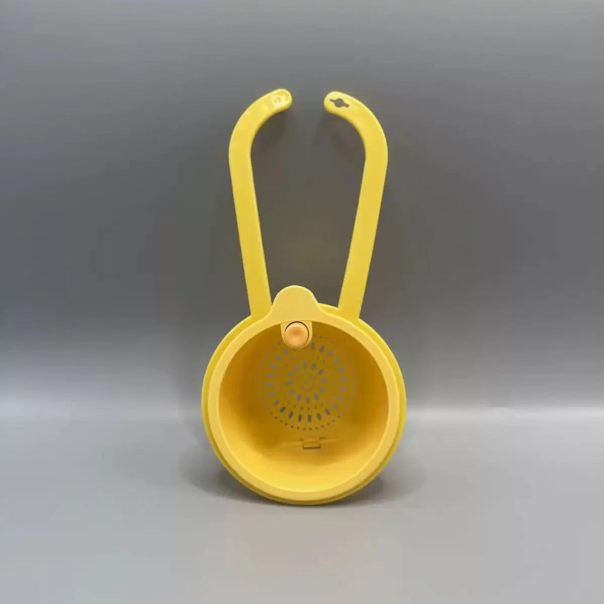 Press-Type Drain Basket: Food Strainer & Sink Organizer, Multi-Functional for Kitchen & Bathroom Use - yellow