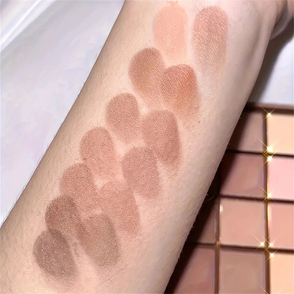 25-Color Eyeshadow Palette - Neutral Gray and Brown Earth Tones, Coffee and Chocolate-Style Shades, Creating a Versatile, Nat
