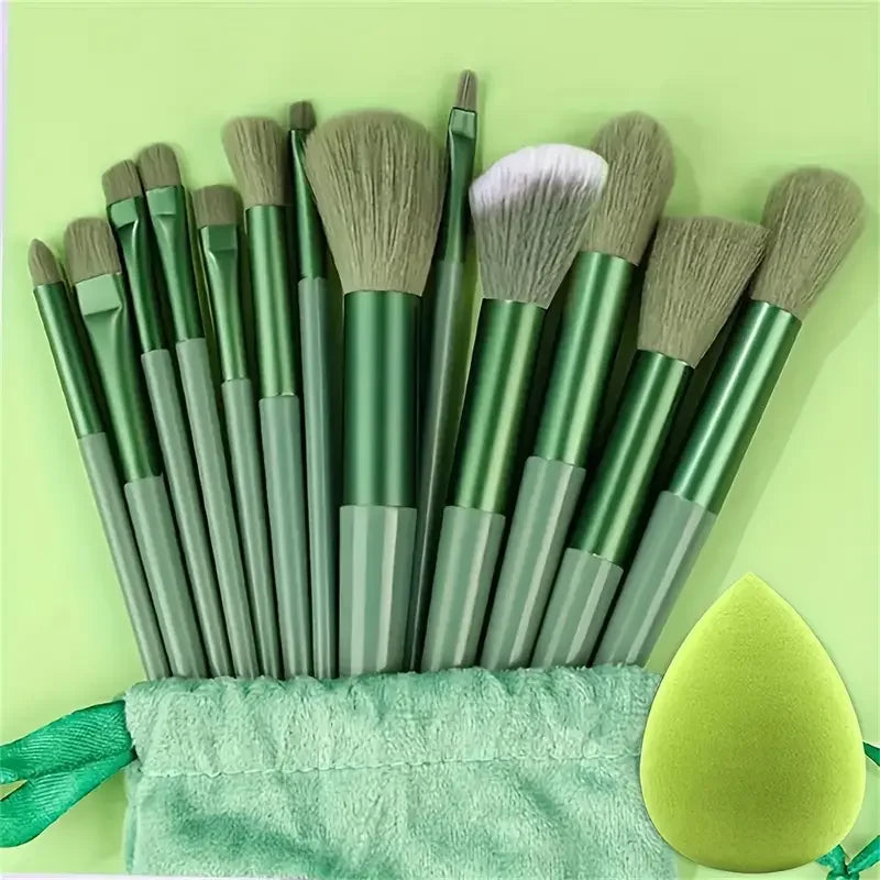 NEW 13PCS Makeup Brush Set Soft Fluffy Eye Shadow Foundation Blush Highlighter Concealer Brush Female Beauty Tool Christmas G