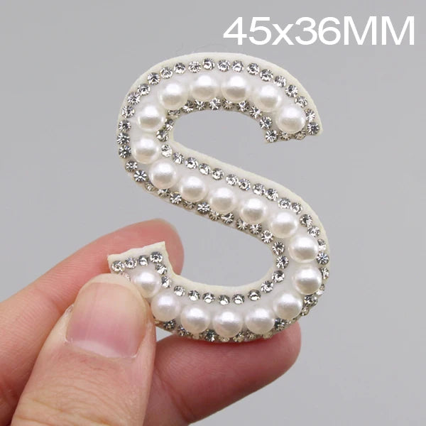 26 English Letters Pearl Rhinestone Patches For Clothes A-Z Alphabet Pearl Rhinestones Applique Sew On/Glue On Patches DIY Na