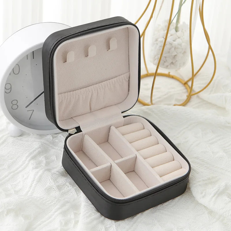1pcs Single Layer Storage Box Ladies Travel Leather Jewelry Box Classic Black Pure White Fashion Pink Storage Box - Black