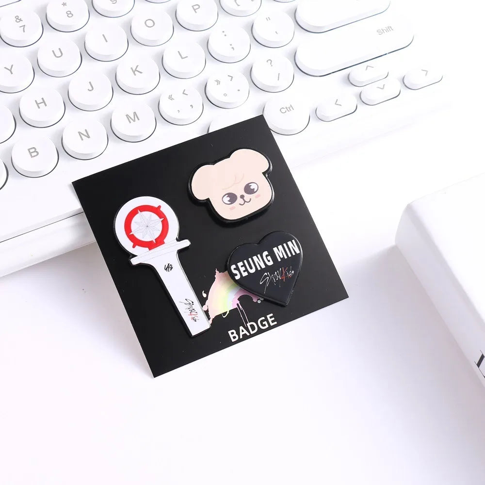 Stray kids mini brooch decoration accessories three piece set SKZOO mini animal bag clothing personalized decoration brooch -