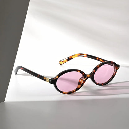 A Pair of Oval Retro PC Glasses for Men and Women with A Small Face Design/versatile for Multiple Indoor Scenes - Douhua Pink