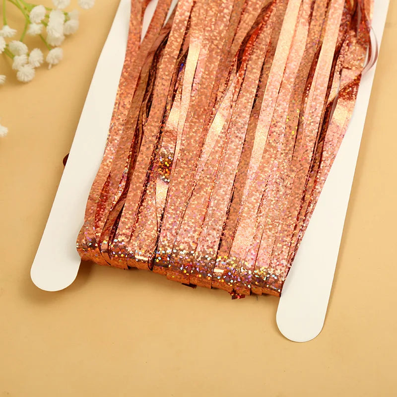 as a Party Metallic Tinsel Foil Fringe Curtains Backdrop for Birthday New Year Eve Party Photo Wedding Baby Shower Decor - la
