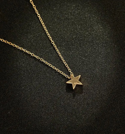 Simple Fashion Ladies Short Clavicle Necklace Fashion Thick Gold And Silver Stars Pendant Temperament Necklace Birthday Gift 