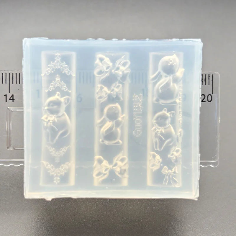 3D Silicone Nail Art Mold Cartoon Hello Kitty Rabbit Bear Relief Carving DIY Design Nails parts Charm Decorations Manicure To