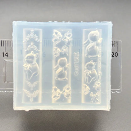 3D Silicone Nail Art Mold Cartoon Hello Kitty Rabbit Bear Relief Carving DIY Design Nails parts Charm Decorations Manicure To