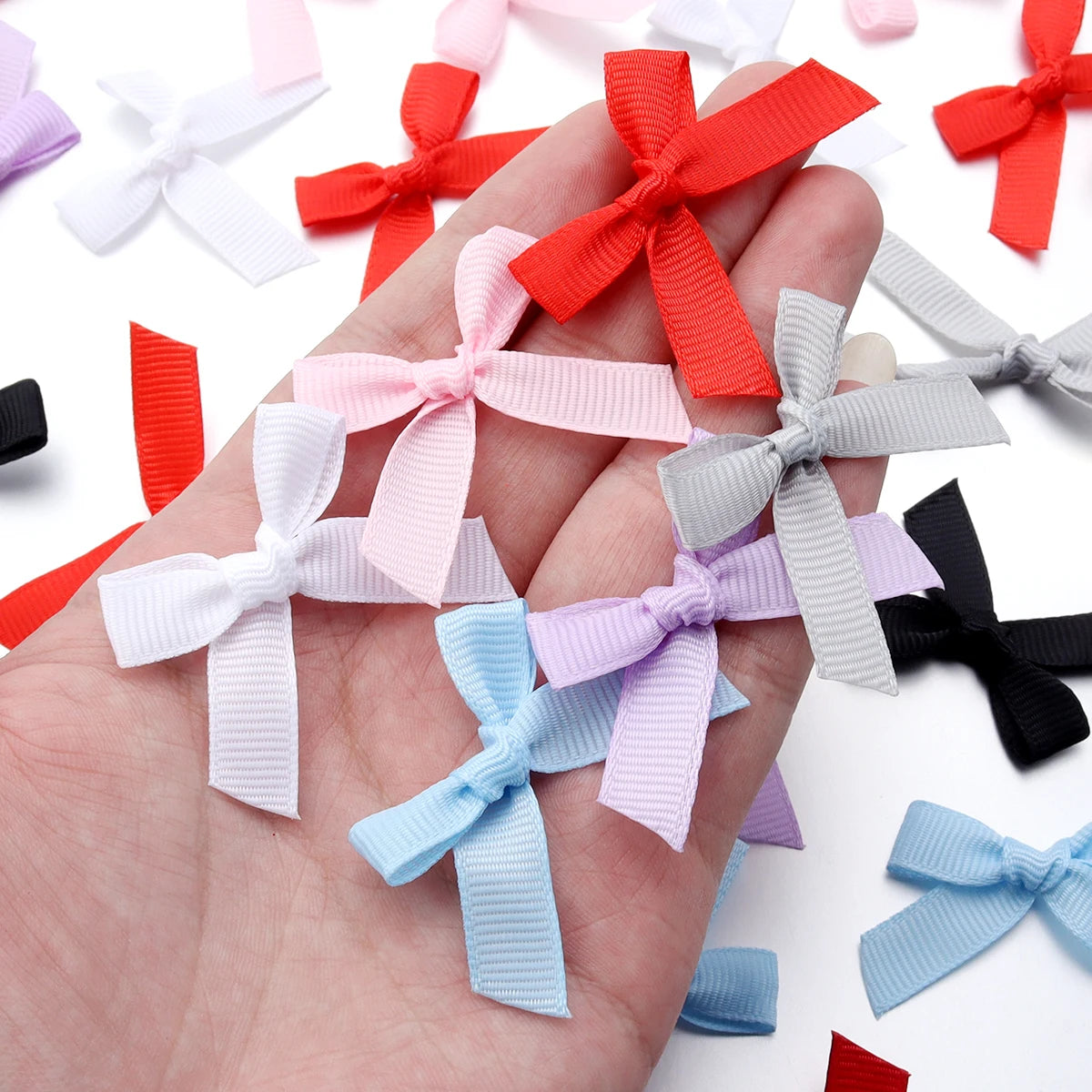 50 Pcs/Lot 4*3.5cm Fresh Pink Ribbon Bows Small Size Satin Ribbon Bow Flower Craft Decoration Handwork DIY Party Decoration