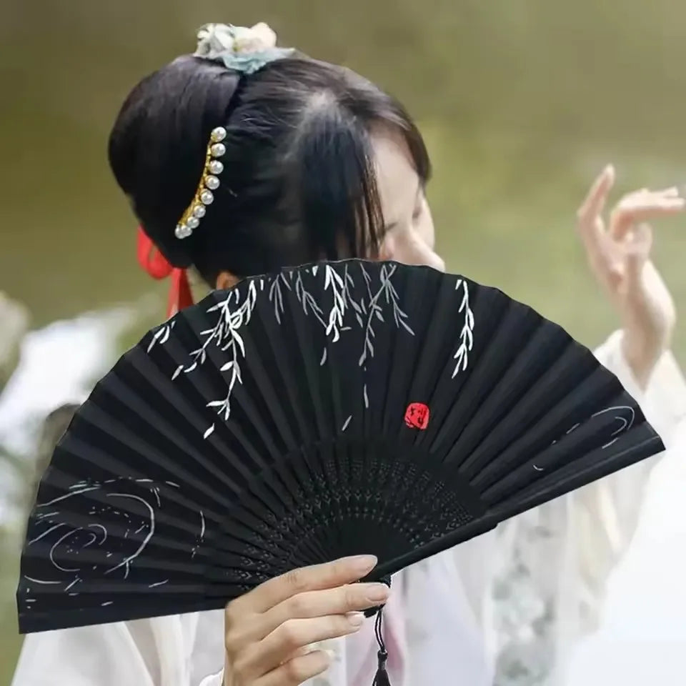 Folding Hand Fan Vintage Silk Bamboo Fans Chinese Hand Fans Women Dance Fan Cosplay Wedding Party Props Decor Gift Fan Portab