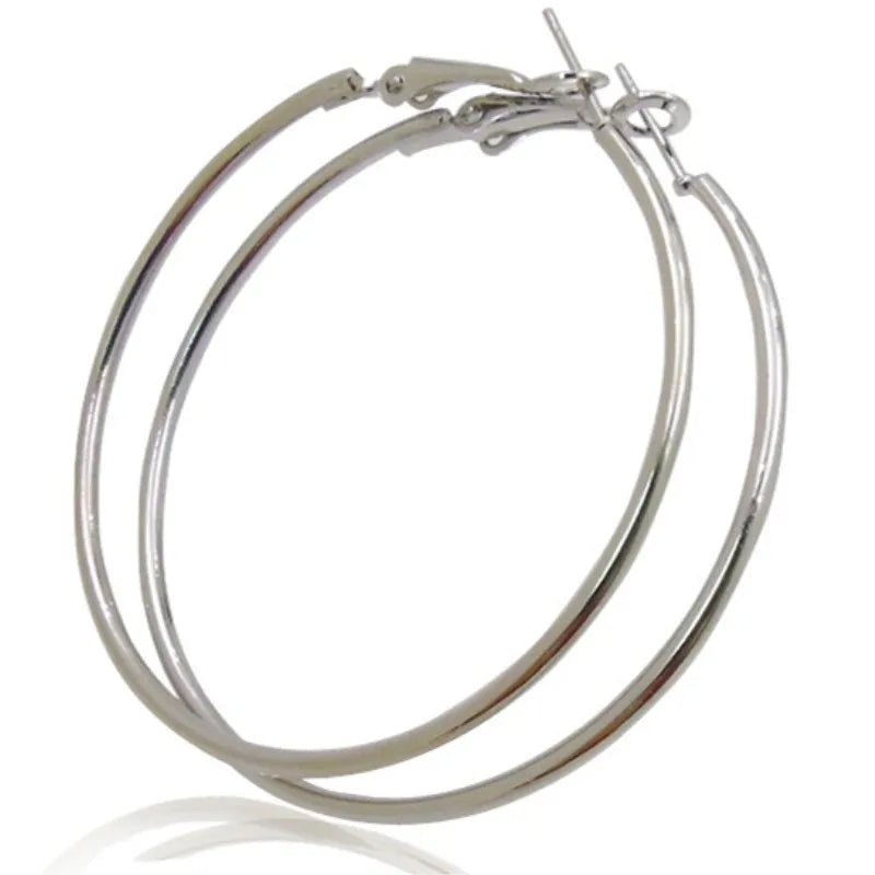 New Fashion Geometric Hollow Circle Hoop Earrings Fashion Jewelry boucle o'reilles femmes Hyperbole Brincos For Women Gilrs G