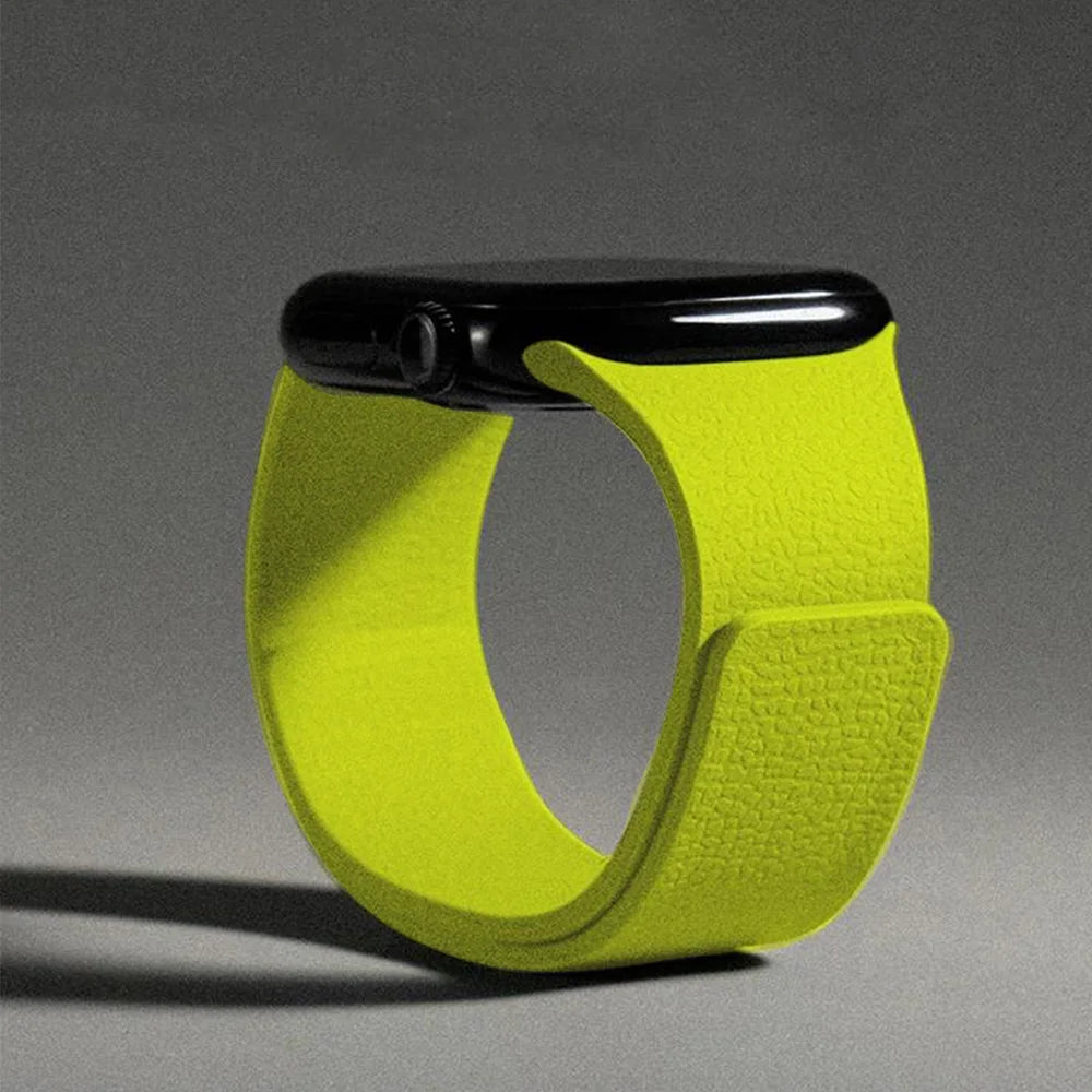 Silicone Magnetic Strap for Apple watch Bands 44mm 40mm 41mm 42mm 46mm 45mm 49mm correa iWatch Series 11 10 SE3 9 8 7 6 Ultra