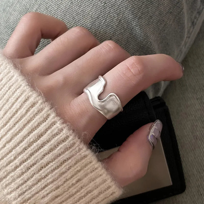VENTFILLE 925 Sterling Silver Rings INS Fashion Hip Hop Vintage Couples Hollow Lines Punk Thai Silver Party Adjustable Jewelr