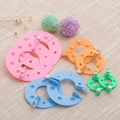 8pcs Wool Ball Maker Knitted Tools Yarn Pompon Wool Plush Ball Set Fluff Ball Wool Ball Production Tools Pompoms DIY Woolen T