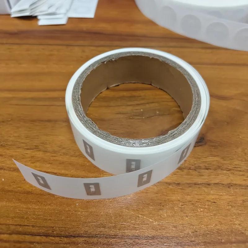 NTAG213 NFC Tags Bulk Rewritable Adhesive Labels Transparent Design for Smart Shelves Inventory Product Tracking Identificati