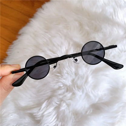 Vintage Rock Punk Man Sunglasses Classic Small Round Sunglasses Women Wide Bridge Metal Frame Black Lens Driving Eyewear