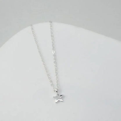 Simple Fashion Ladies Short Clavicle Necklace Fashion Thick Gold And Silver Stars Pendant Temperament Necklace Birthday Gift