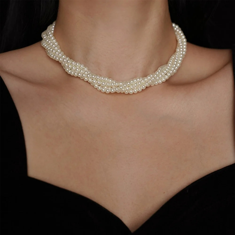 Vintage Twining Multilayer Pearl Choker Necklaces Women Elegant Imitation Pearl Clavicle Chain Party Jewelry Accessories Gift