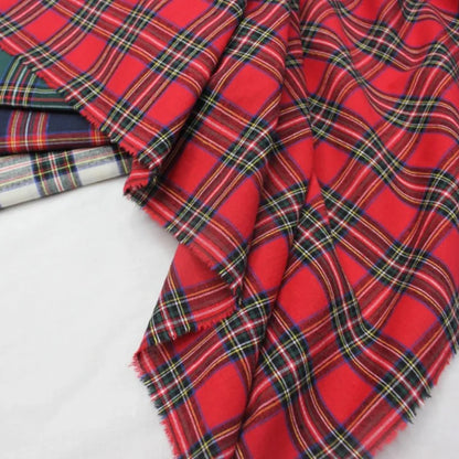 Medium Thick Scottish Checks Polyester Cotton Fabric for Sewing Ladies Skirt School Uniform Skirt Fabric Christmas Decoration