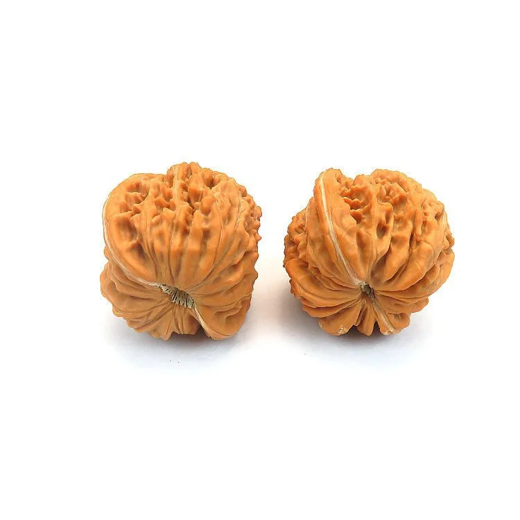 A Pair Of Natural Walnuts Wenwan Health Care Ornaments Long Term Play With Smooth Surface Stimulate The Circulation Of Blood