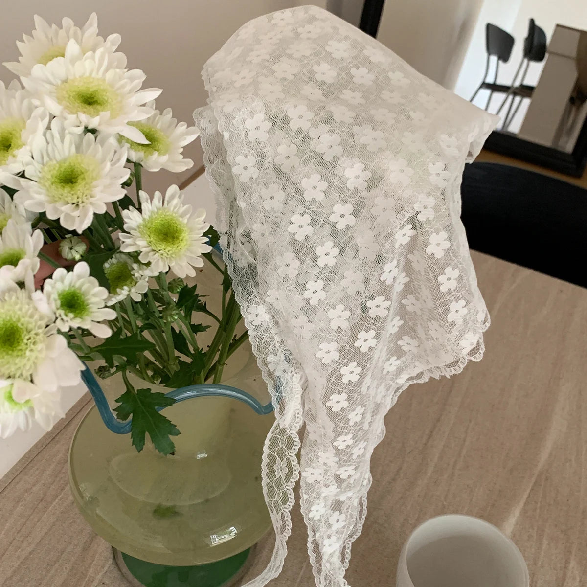 Lace Flower Elegant Temperament Lace Female Flower White Sweet Triangle Scarf Thin Breathable Ribbon Artistic Style Travel Ph
