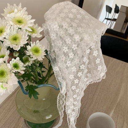 Lace Flower Elegant Temperament Lace Female Flower White Sweet Triangle Scarf Thin Breathable Ribbon Artistic Style Travel Ph
