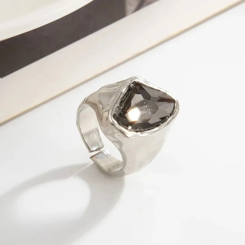 Minimalist Acrylic Rhinestone Open Ring for Women Korean Fashion Geometry Adjustable Knuckle Ring Party Jewelry Lady Gifts