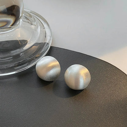 Vintage Exaggerated Personality Round Matte Stud Earrings for Women Temperament Enfashion Korea Earring Jewelry Accessory Gif