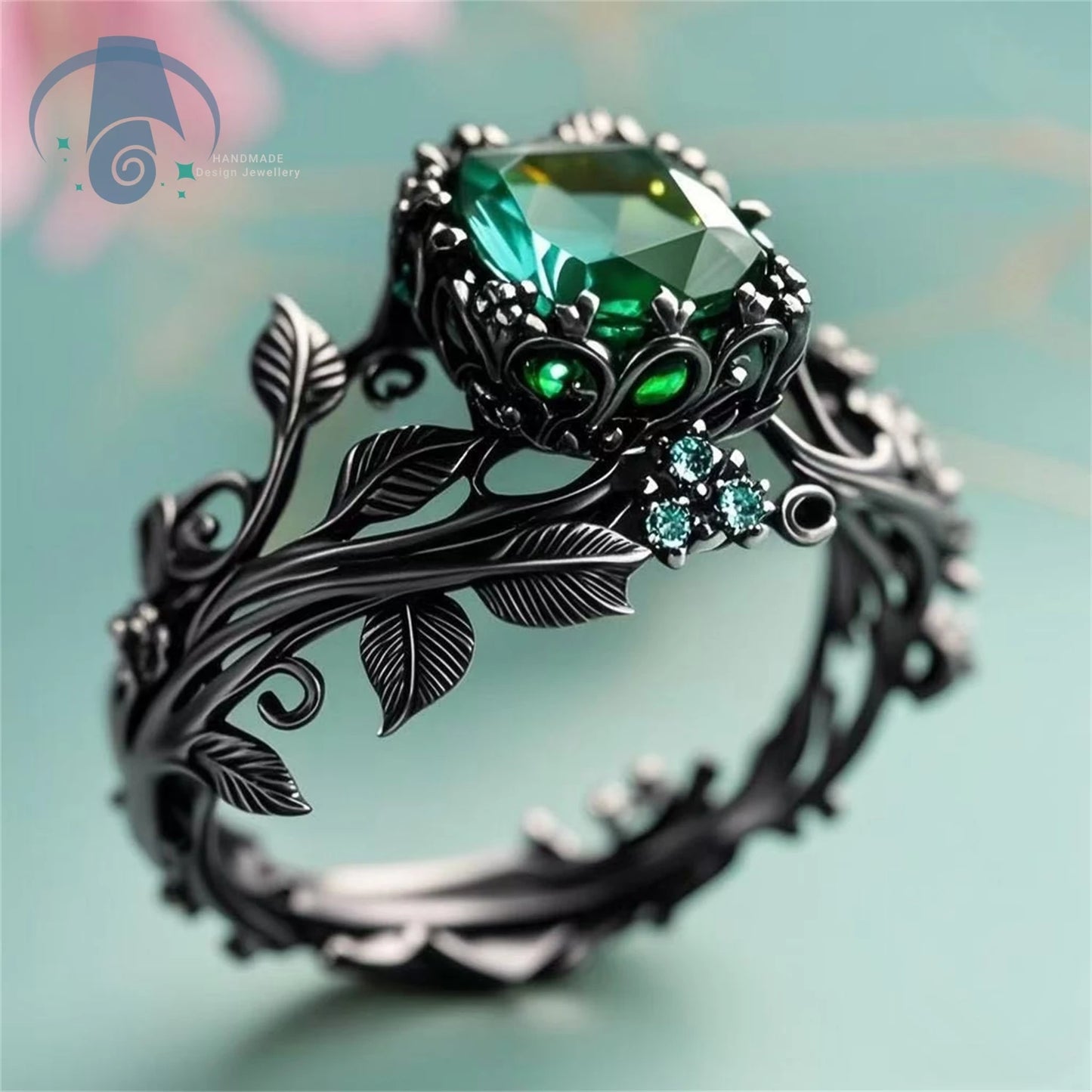 Vintage Alloy Vine Totem Ring with Green Crystal Fashion Jewelry for Women Gift Idea for Daily Use Special Occasion
