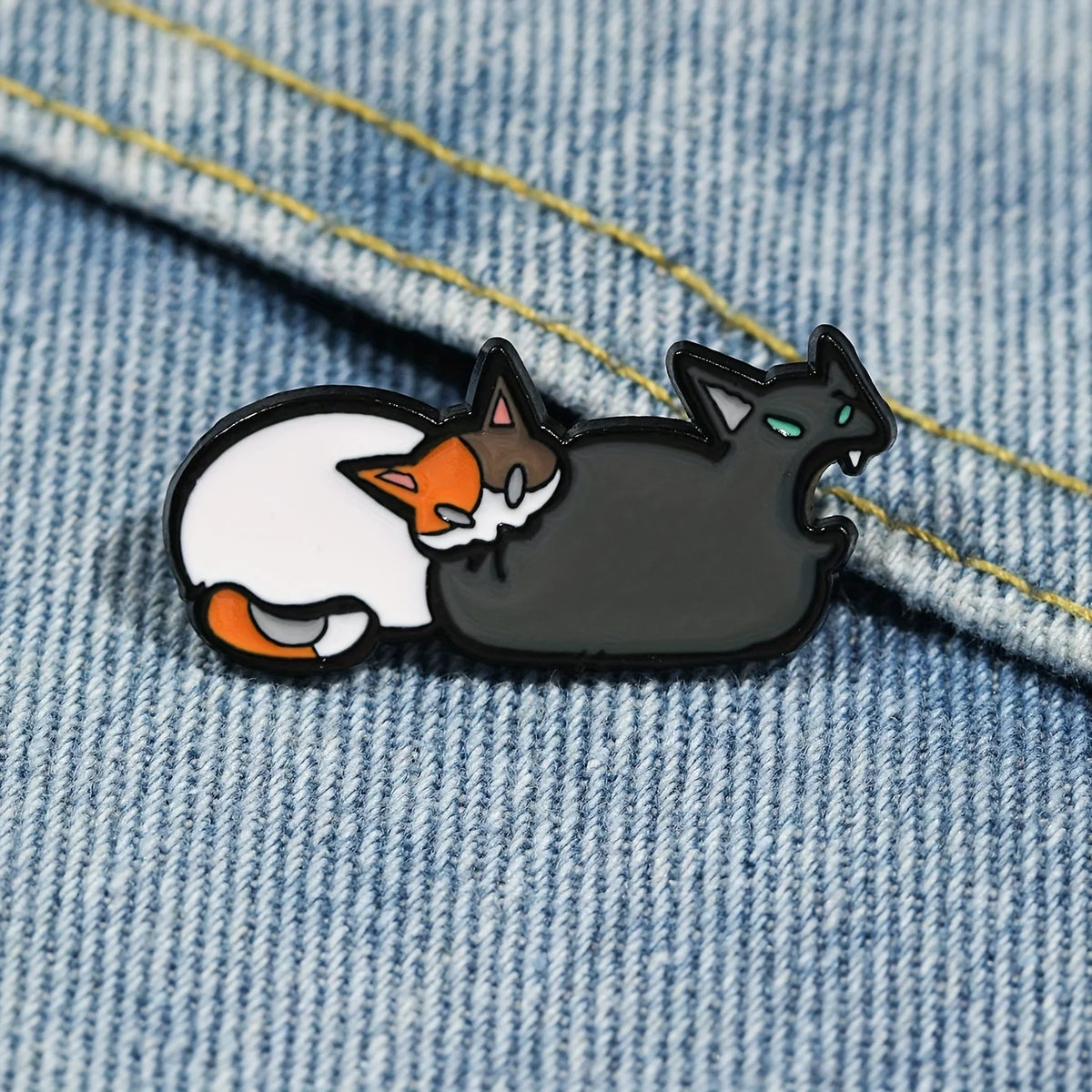 1pc Cat Enamel Brooch - Cute cat design, perfect for lapels, bags or jewelry