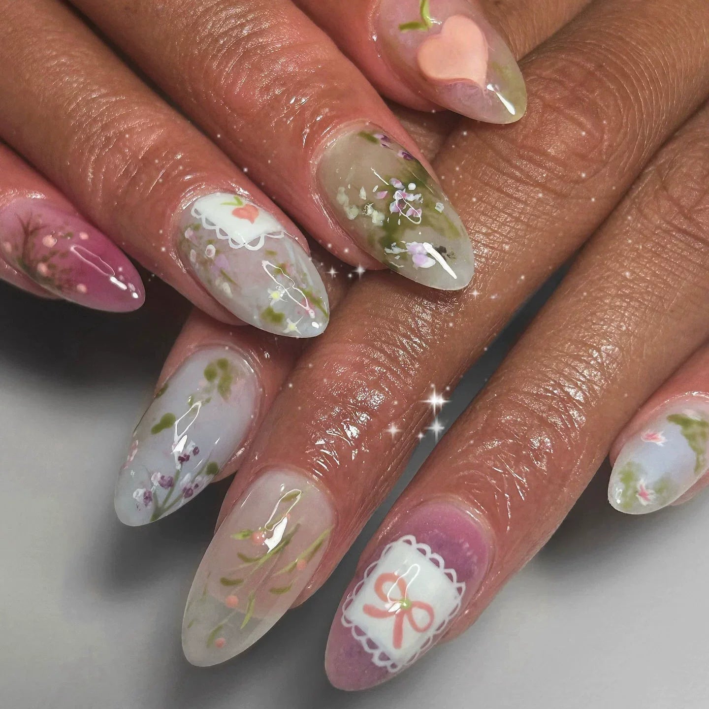 24Pcs Short Round Almond Lovely False Nails Full Cover Fresh Cartoon Fruit Pattern Designs Wearing Nails Art French Summer Na