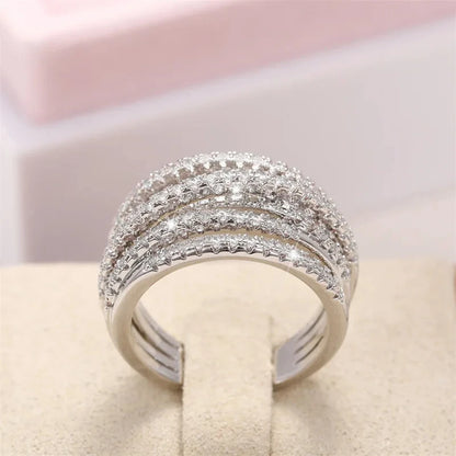 Huajie Inlaid Brilliant Zircon Annular Design Women's Rings Elegant Delicate Wedding Party Female Ring Shining Jewelry Trendy
