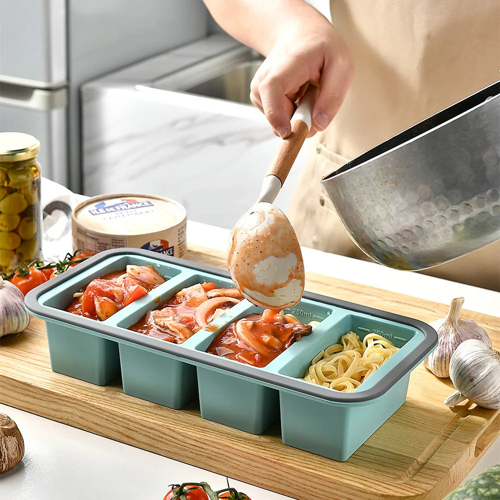 New Freeze Preservation Mold Giant Large Silicone Ice Cube Tray Mold with Lid Food Storage Container Baking Mold Kitchen Tool