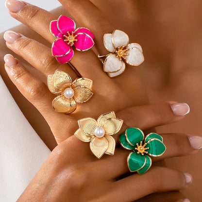 A Women's Open Ring with Flowers in Various Colors to Choose From, a Colorful and Fashionable Open Ring Suitable for Everyday