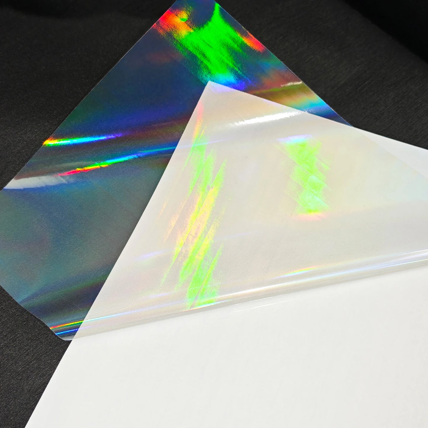 50pcs Holographic Sticker Paper 2.9 X 4.1 Inch Clear Vinyl Self-Adhesive Waterproof Transparent Cold Laminating Film for Craf