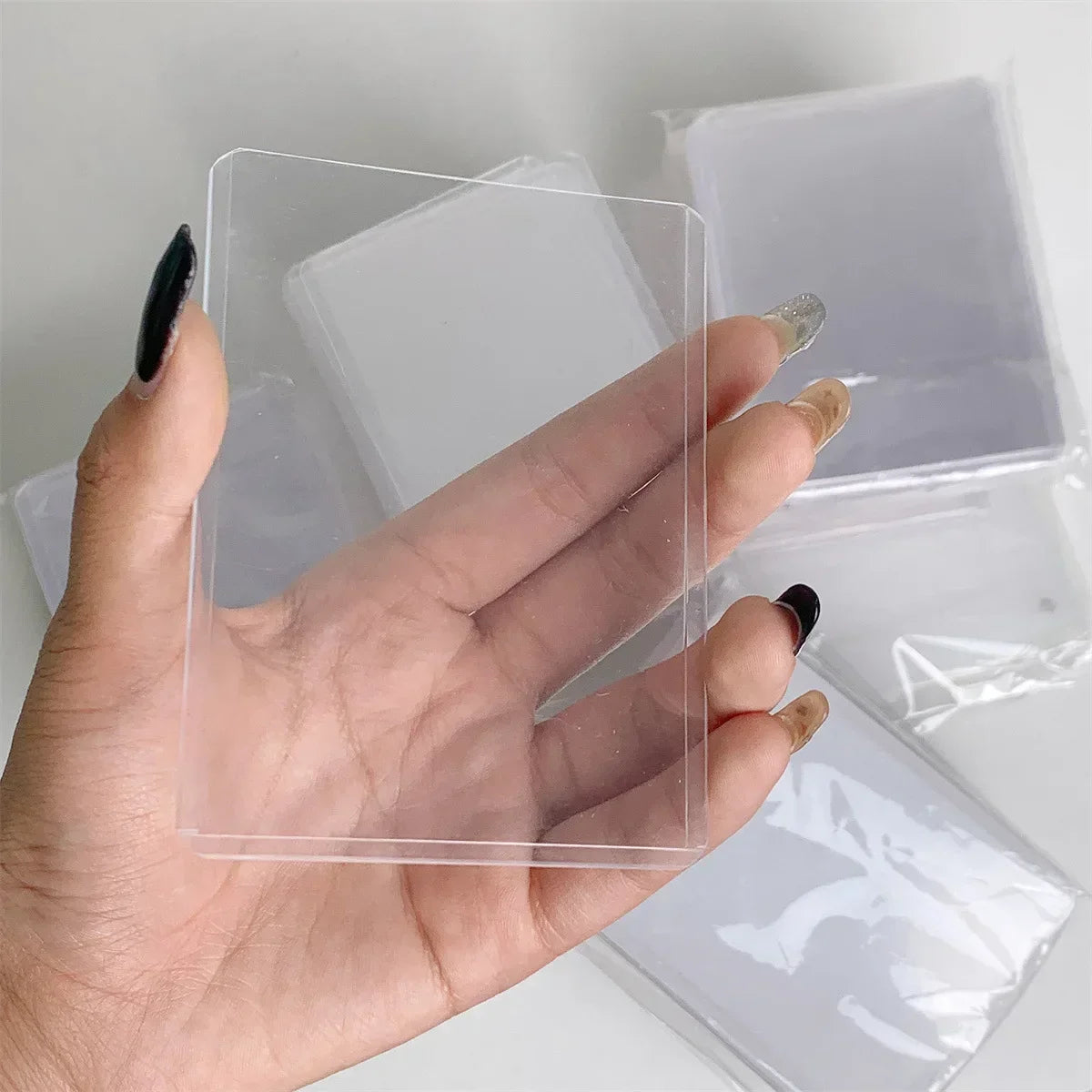 100/1pcs Card Sleeves Holder Game Cards 35PT PVC Hard Plastic Card Holder Toy Top Loaders for Protectors Trading Storage Gift