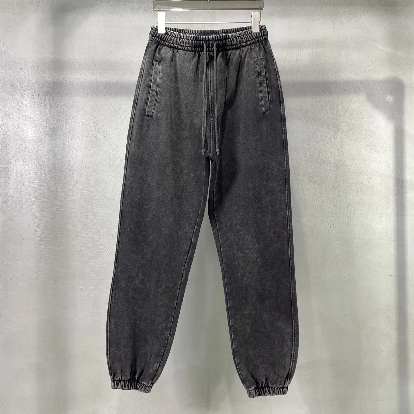 Batik Worn Casual Sweatpants