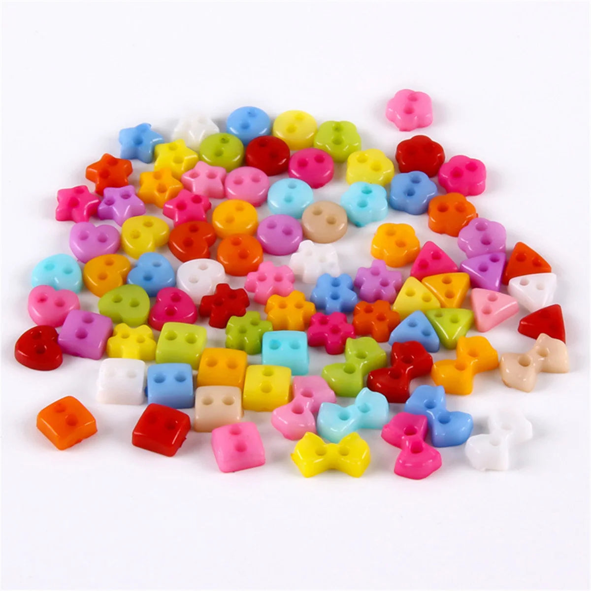 100pcsDouble hole 6mm small button, 15colors, miniature mini button, very suitable for doll clothes, baby buttons, smart butt