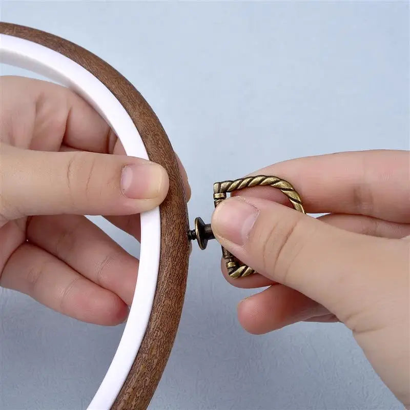Sewing Tool Round Oval Wooden Color Embroidery Hoops Frame Set Plastic Embroidery Hoop Rings For DIY Cross Stitch Needle Craf