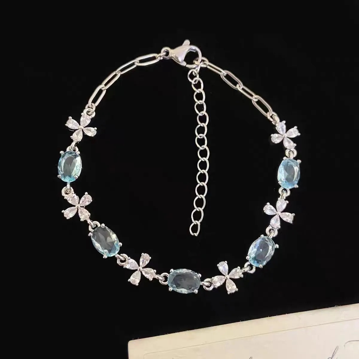 Zinc Alloy Bracelet Sparkling Zircon Flower Bracelet Handmade Bracelet Alloy For Daily Wear Fashion Accessory Party - Zircon 